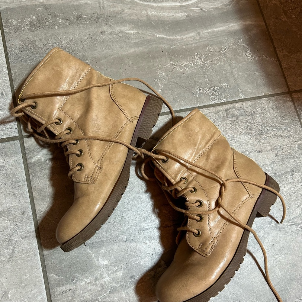 Woman’s boots.